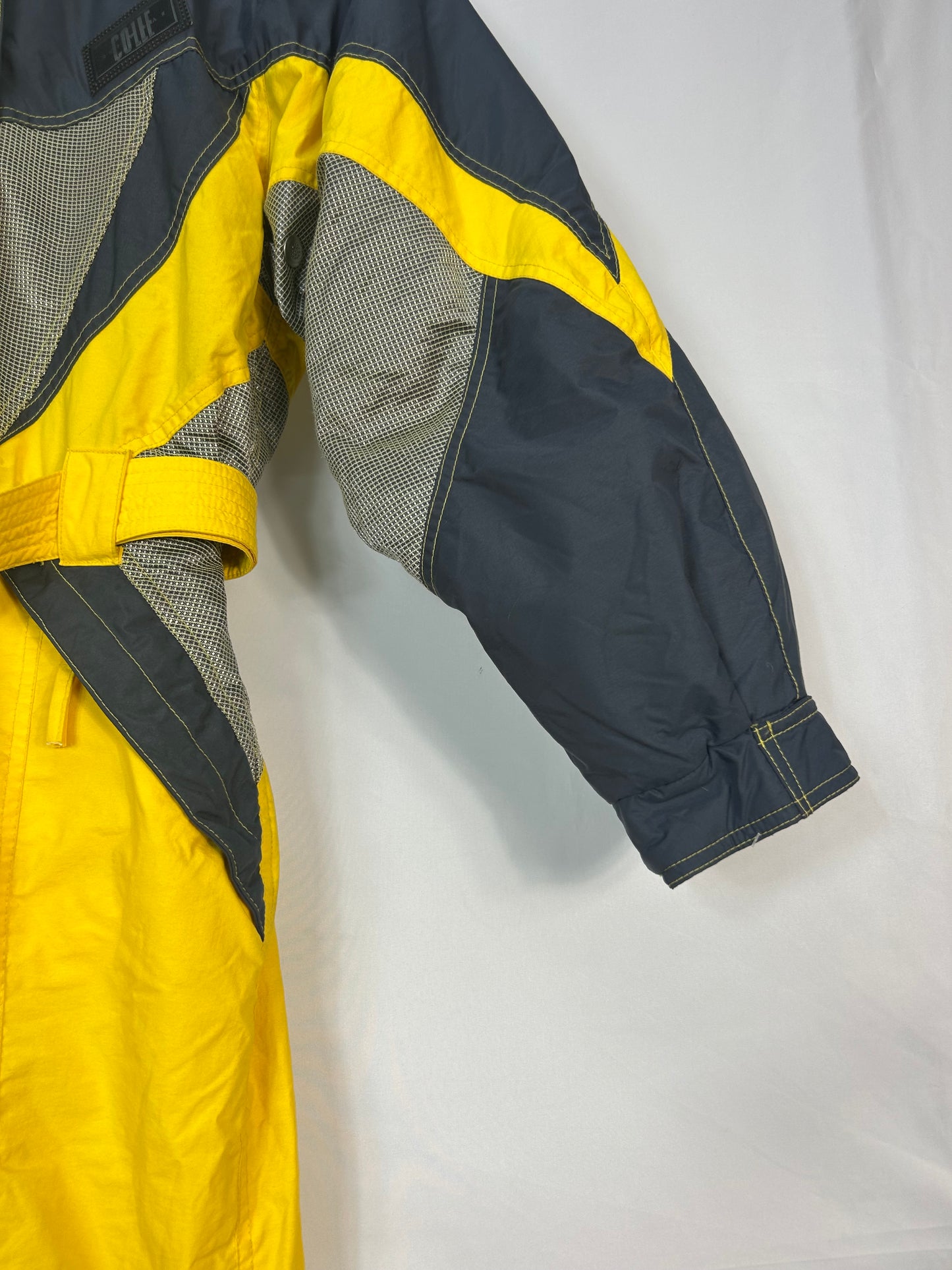 TAGLIA S - Tuta intera colle gialla