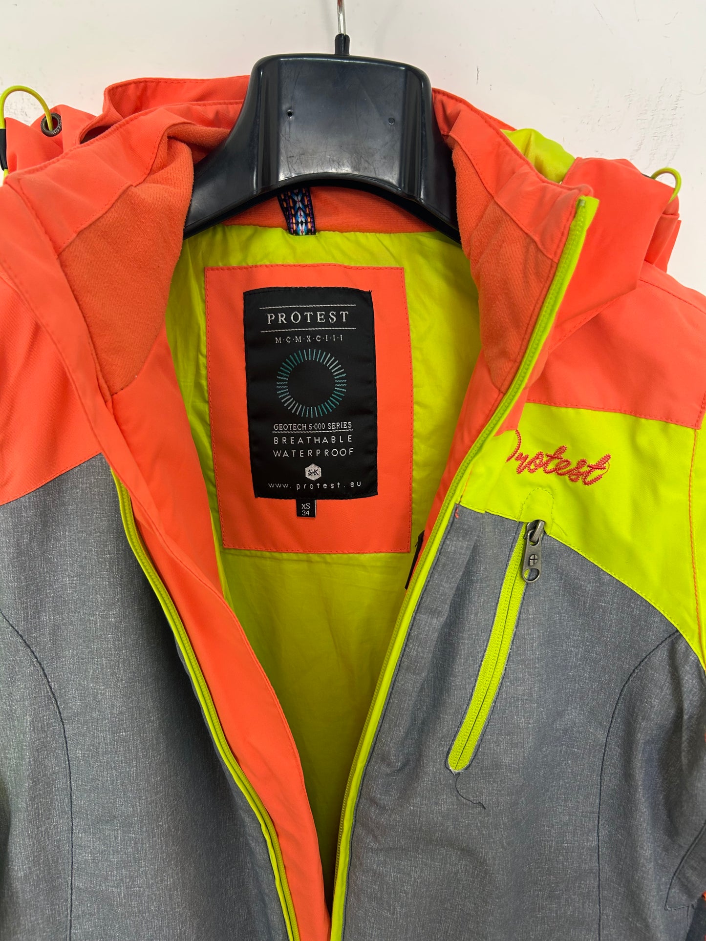 TAGLIA XS- Giubbino protest