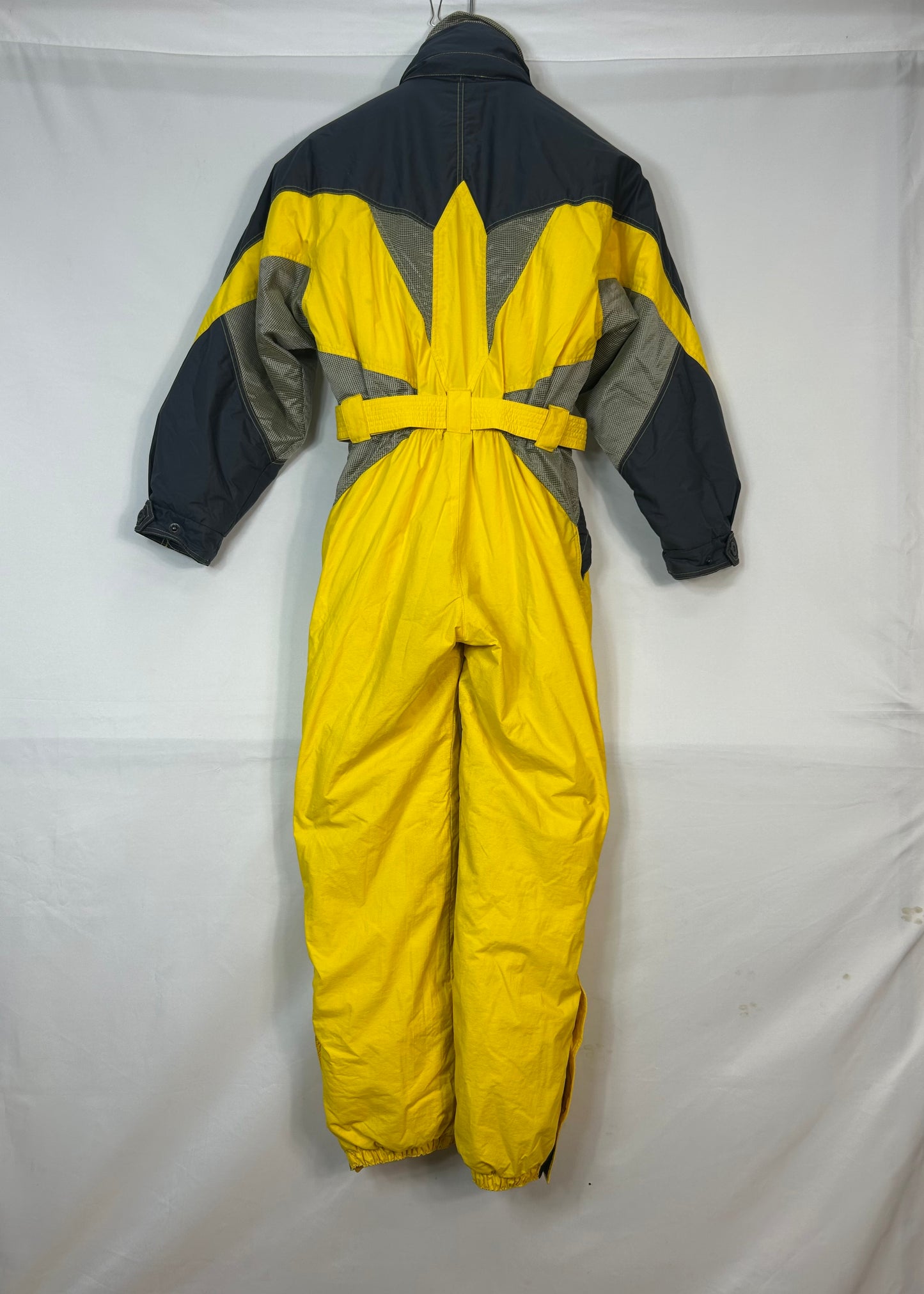 TAGLIA S - Tuta intera colle gialla