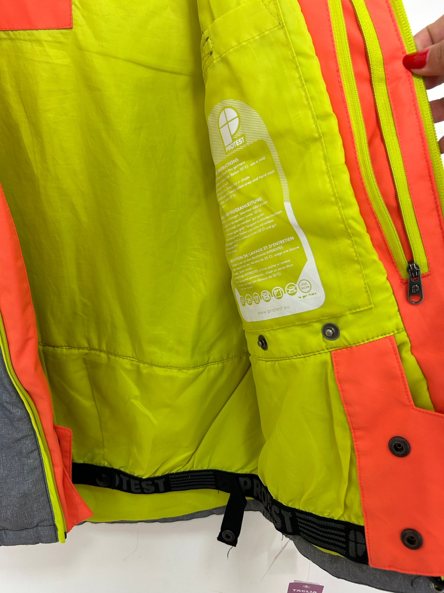 TAGLIA XS- Giubbino protest