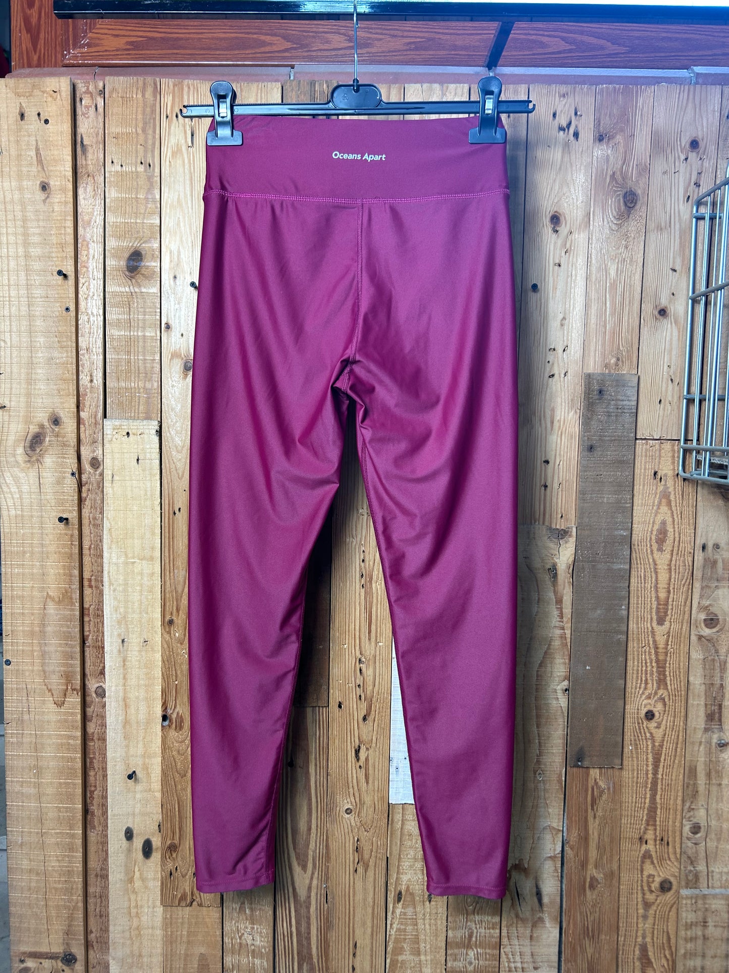 Leggins oceans apart