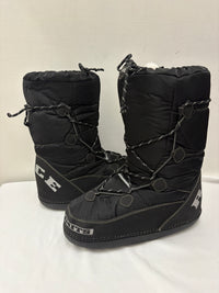 Simil Moon boot- off limits